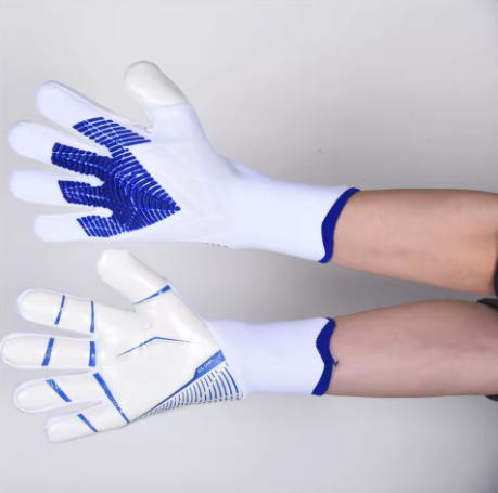 GloveMax Pro – Il Potere di Ogni Parata!