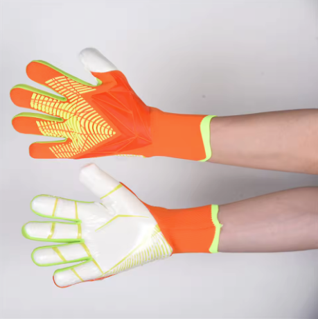 GloveMax Pro – Il Potere di Ogni Parata!
