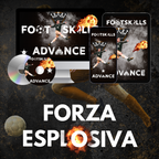 FOOTSKILLS ADVANCE promuove forza esplosiva con un calcio dinamico e accattivante, presentato su dispositivi multimediali su uno sfondo di campo da calcio con effetti di fiamma.